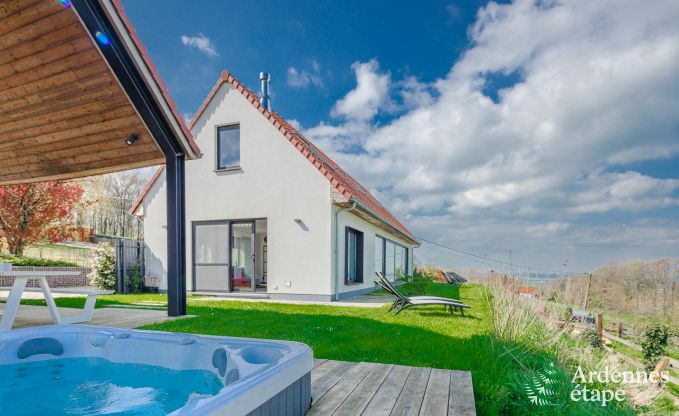 Luxe villa in Frasnes-lez-Anvaing