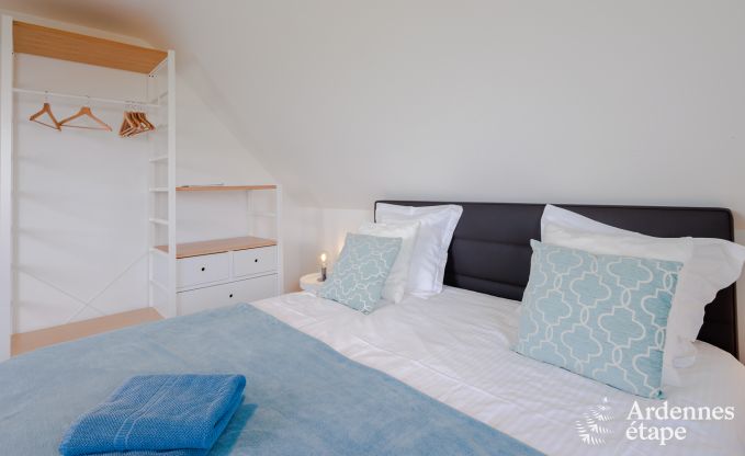 Luxe villa in Frasnes-lez-Anvaing