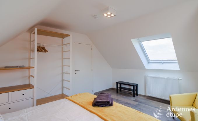 Luxe villa in Frasnes-lez-Anvaing