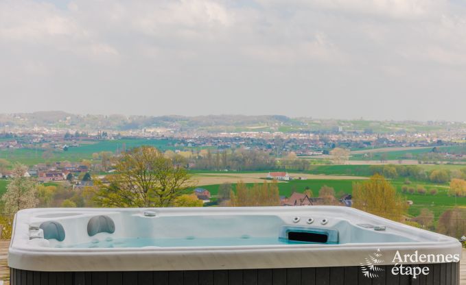 Luxe villa in Frasnes-lez-Anvaing