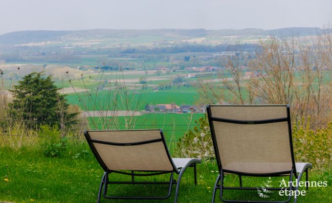 Luxe villa in Frasnes-lez-Anvaing