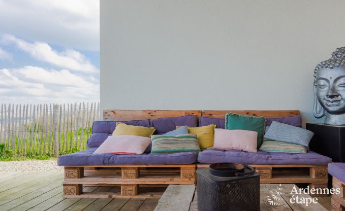 Luxe villa in Frasnes-lez-Anvaing