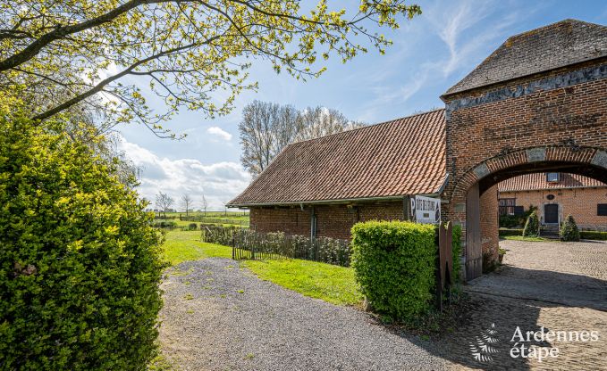 Vakantiehuis in Frasnes-lez-Anvaing voor 20/22 personen in de Ardennen