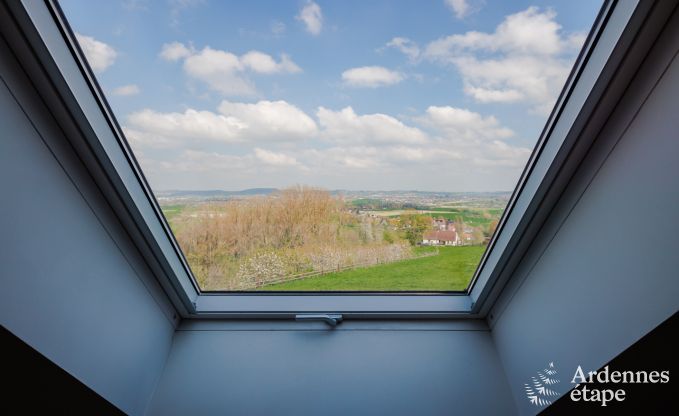 Luxe villa in Frasnes-lez-Anvaing