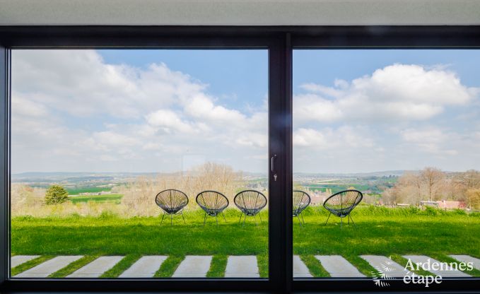 Luxe villa in Frasnes-lez-Anvaing