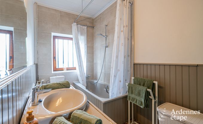 Authentieke fermette met 3 slaapkamers en priv�tuin in een natuurpark tussen Samber en Maas