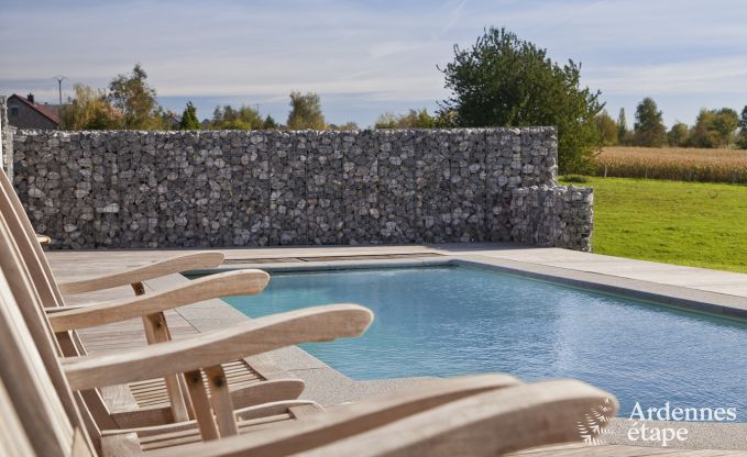 Luxe vakantiehuis in Froidthier voor 10 gasten met zwembad, wellness en 5 slaapkamers nabij Aubel
