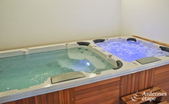 Luxe vakantiehuis in Froidthier voor 10 gasten met zwembad, wellness en 5 slaapkamers nabij Aubel