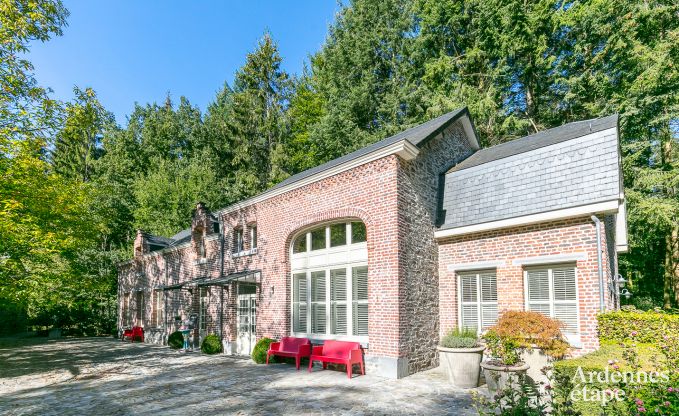Luxe villa in Gedinne voor 18 personen in de Ardennen