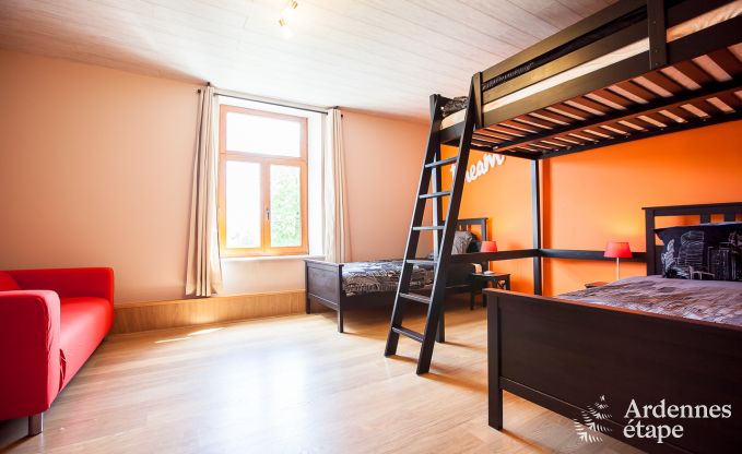 Zeer mooie vakantiewoning in Gedinne voor 20 personen in de Ardennen