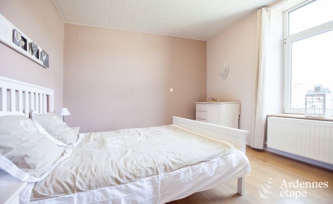 Zeer mooie vakantiewoning in Gedinne voor 20 personen in de Ardennen