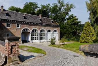 Luxe vakantiehuis in Gembloux: kasteel voor 9 nabij de Ardennen