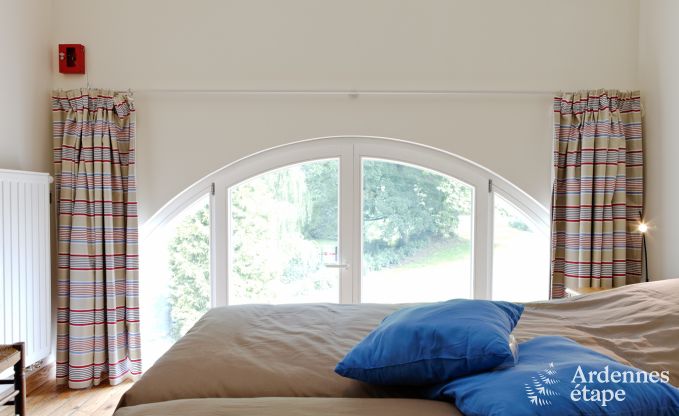 Charmant bijgebouw van een kasteel in Gembloux: ruim vakantiehuis voor 9 personen.