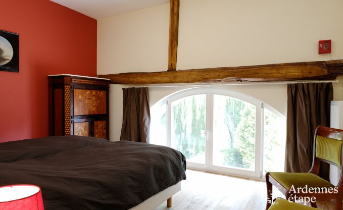 Charmant bijgebouw van een kasteel in Gembloux: ruim vakantiehuis voor 9 personen.