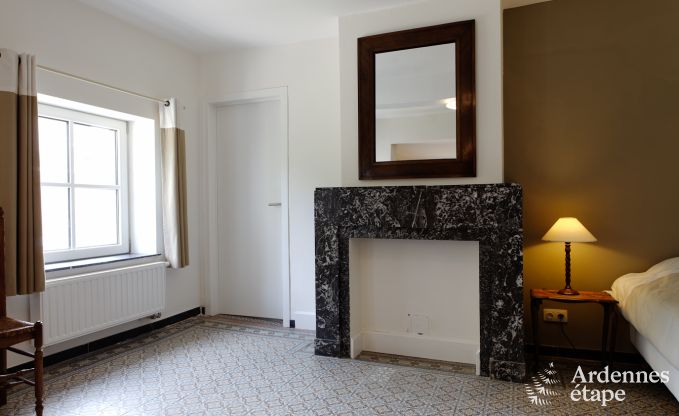 Charmant bijgebouw van een kasteel in Gembloux: ruim vakantiehuis voor 9 personen.