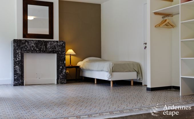 Charmant bijgebouw van een kasteel in Gembloux: ruim vakantiehuis voor 9 personen.