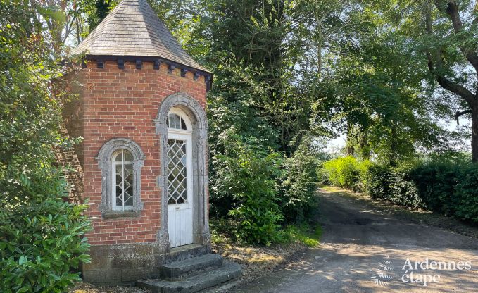 Bijgebouw van een kasteel in Gembloux voor 18 personen