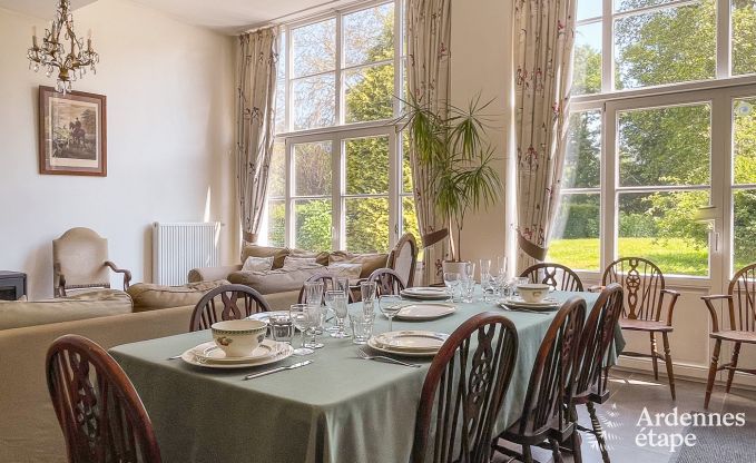 Bijgebouw van een kasteel in Gembloux voor 32 personen