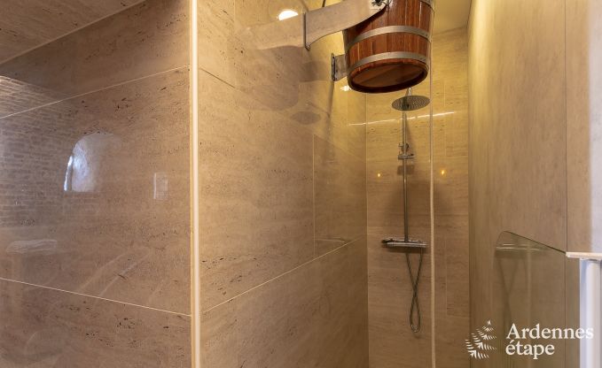 Kasteel in Gesves voor 40 personen in de Ardennen