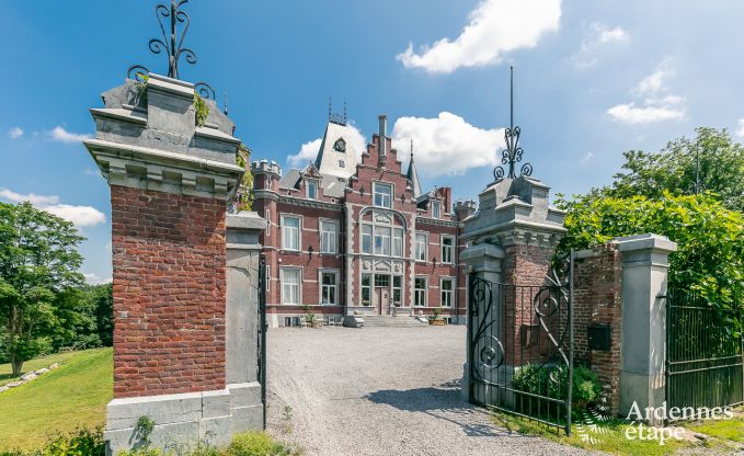 Kasteel in Gesves voor 40 personen in de Ardennen
