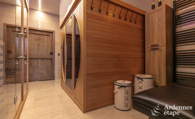 Kasteel in Gesves voor 40 personen in de Ardennen