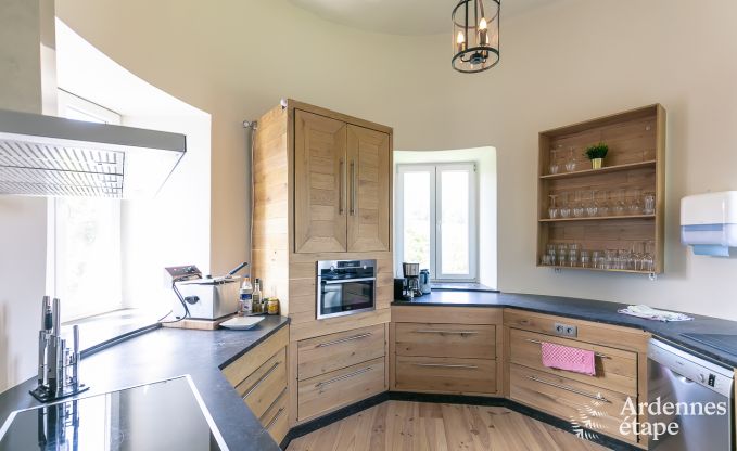 Kasteel in Gesves voor 40 personen in de Ardennen