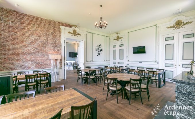 Kasteel in Gesves voor 40 personen in de Ardennen