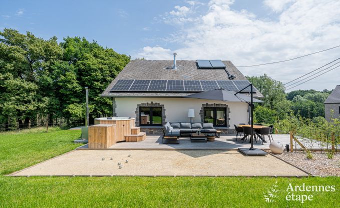 Vakantiehuis Gesves voor 6 personen met 3 slaapkamers en 3 badkamers, hottub, petanque ...