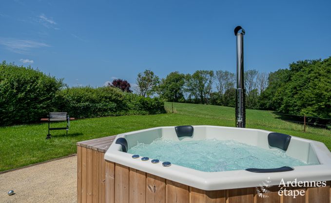 Vakantiehuis Gesves voor 6 personen met 3 slaapkamers en 3 badkamers, hottub, petanque ...
