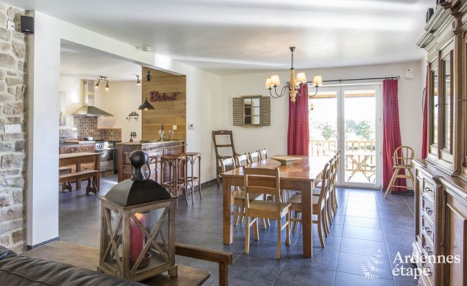 Vakantiehuis voor gezinnen in Gouvy met zwembad, sauna en uitzicht in de Ardennen