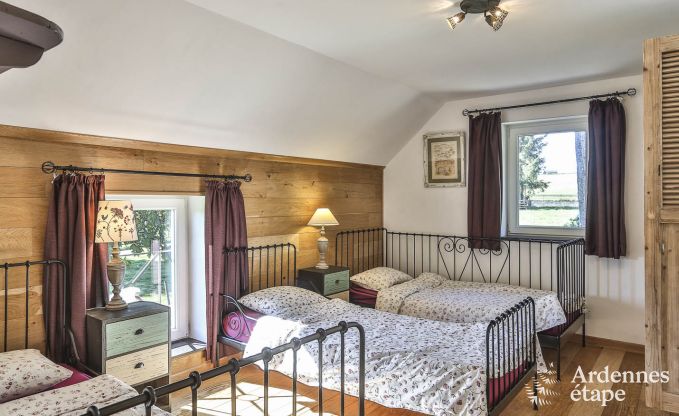 Vakantiehuis voor gezinnen in Gouvy met zwembad, sauna en uitzicht in de Ardennen