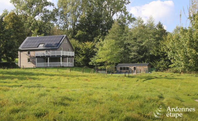 Vakantiehuis voor gezinnen in Gouvy met zwembad, sauna en uitzicht in de Ardennen