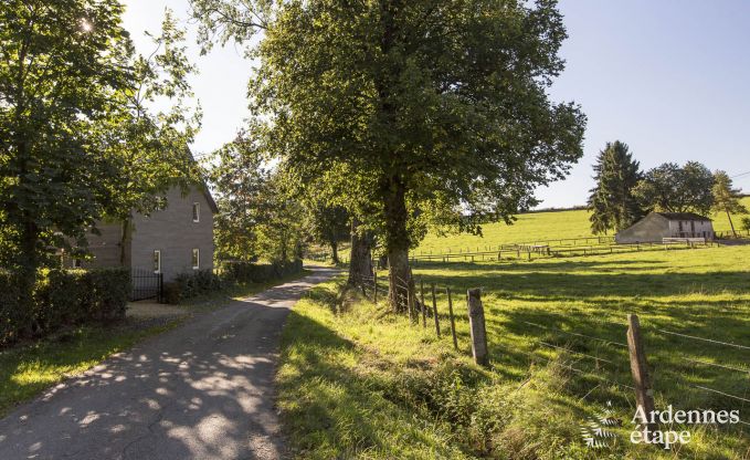 Vakantiehuis voor gezinnen in Gouvy met zwembad, sauna en uitzicht in de Ardennen