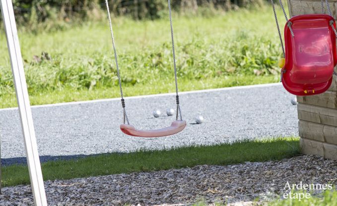 Vakantiehuis voor gezinnen in Gouvy met zwembad, sauna en uitzicht in de Ardennen