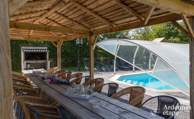 Vakantiehuis met zwembad in tuin voor 22 personen te huur in Gouvy