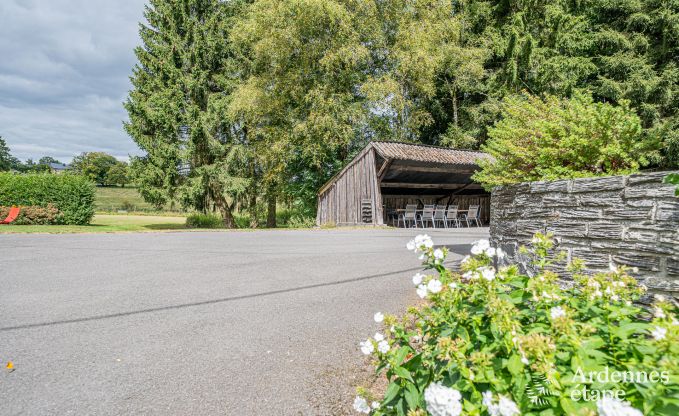 Authentiek vakantiehuis in Gouvy voor 15 personen, met 6 slaapkamers en priv�tuin