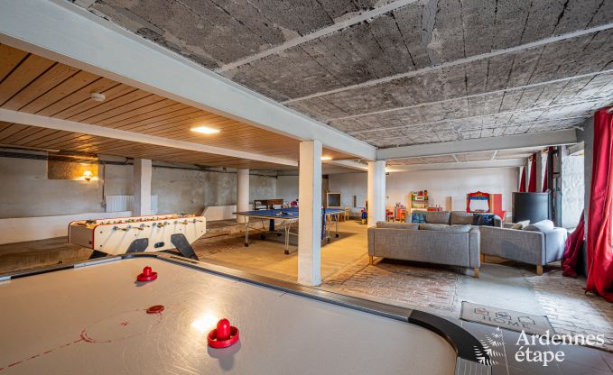 Authentiek vakantiehuis in Gouvy voor 15 personen, met 6 slaapkamers en priv�tuin