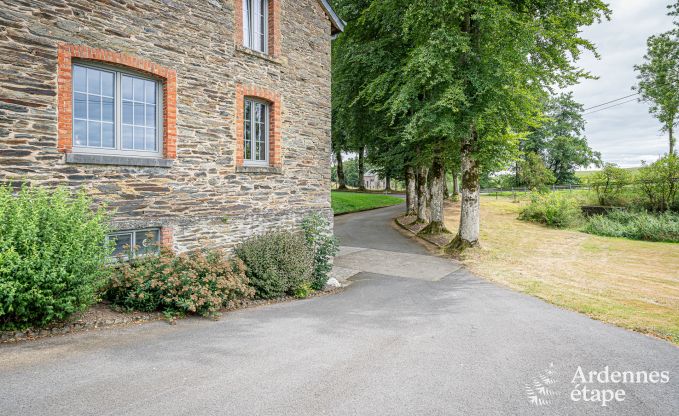 Authentiek vakantiehuis in Gouvy voor 15 personen, met 6 slaapkamers en priv�tuin