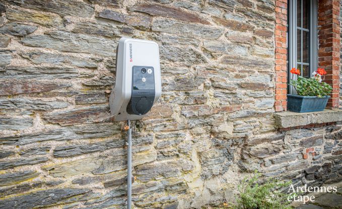 Authentiek vakantiehuis in Gouvy voor 15 personen, met 6 slaapkamers en priv�tuin