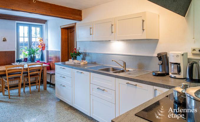 Authentiek vakantiehuis in Gouvy voor 15 personen, met 6 slaapkamers en priv�tuin