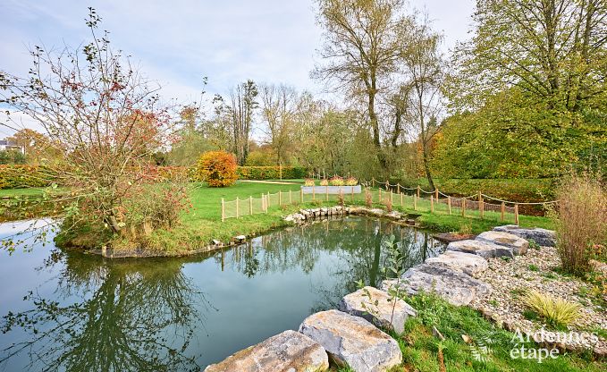 Charmant vakantiehuis voor 8 personen in Hamois met 4 slaapkamers, 3 badkamers, priv�tuin, speelruimte en terras aan het water