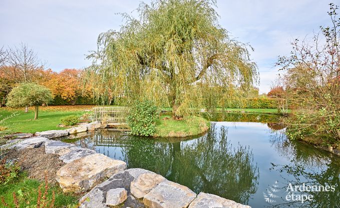 Charmant vakantiehuis voor 8 personen in Hamois met 4 slaapkamers, 3 badkamers, priv�tuin, speelruimte en terras aan het water