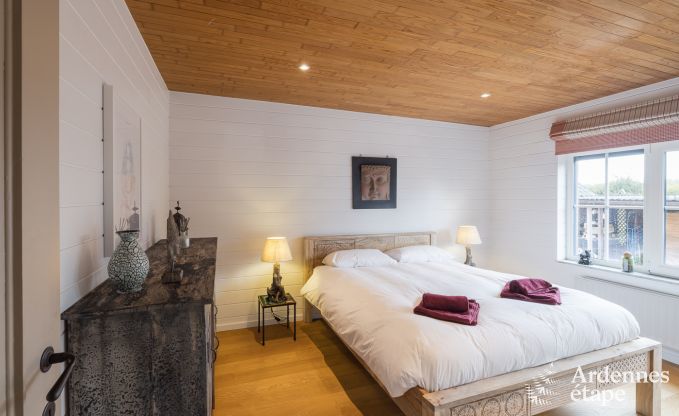 Ruime vakantiewoning voor 12 personen met zwembad en privtuin in Hamois, Ardennen