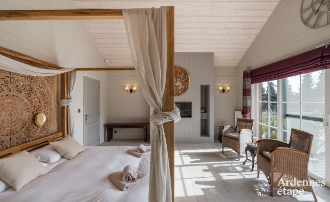 Ruime vakantiewoning voor 12 personen met zwembad en privtuin in Hamois, Ardennen