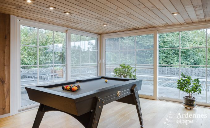 Ruime vakantiewoning voor 12 personen met zwembad en privtuin in Hamois, Ardennen