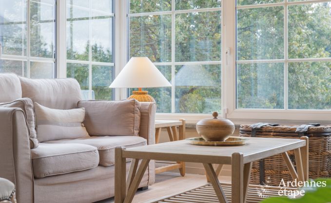 Ruime vakantiewoning voor 12 personen met zwembad en priv�tuin in Hamois, Ardennen