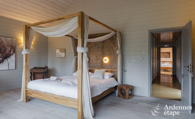 Ruime vakantiewoning voor 12 personen met zwembad en priv�tuin in Hamois, Ardennen