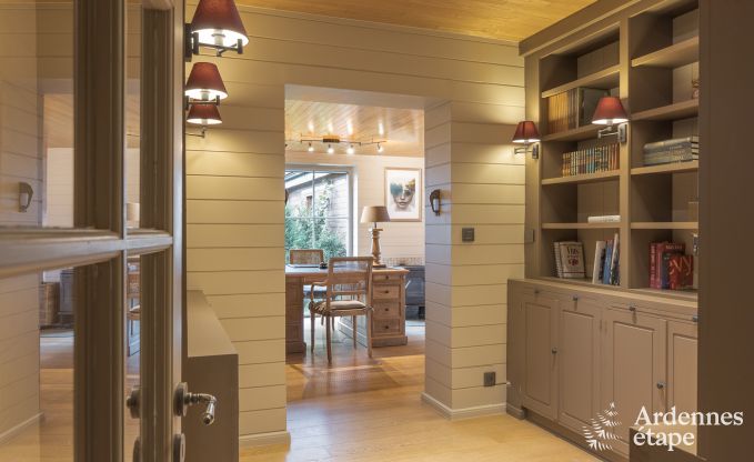 Ruime vakantiewoning voor 12 personen met zwembad en priv�tuin in Hamois, Ardennen