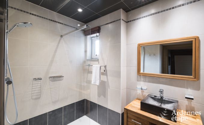 Luxe vakantiewoning in Hamois voor 8 personen met zwembad en priv�tuin in de Ardennen