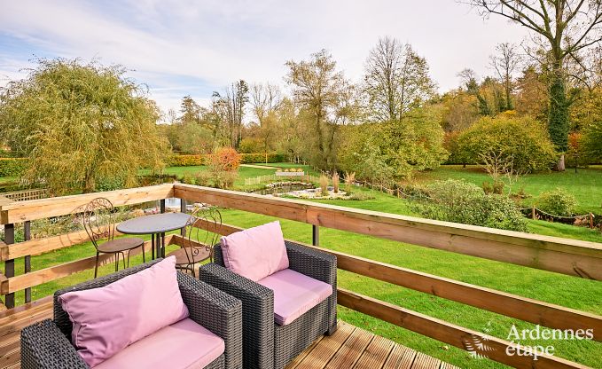 Charmant vakantiehuis voor 8 personen in Hamois met 4 slaapkamers, 3 badkamers, priv�tuin, speelruimte en terras aan het water